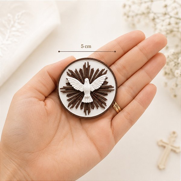 Lembrancinha Espírito Santo p/ Batismo 5cm Ímã / Chaveiro