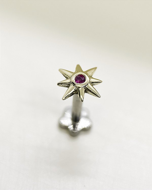 Piercing Labret Estrela Rubra - Ouro 18k