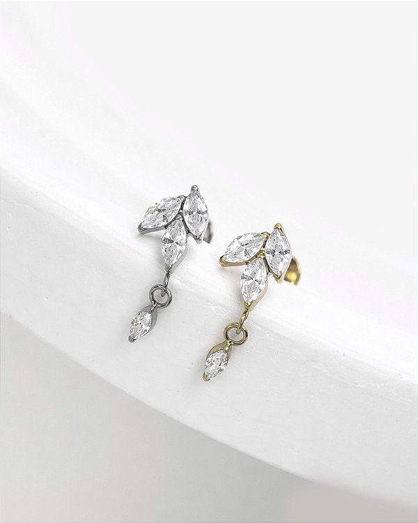 Piercing Labret Folhas com Pingente - Titânio