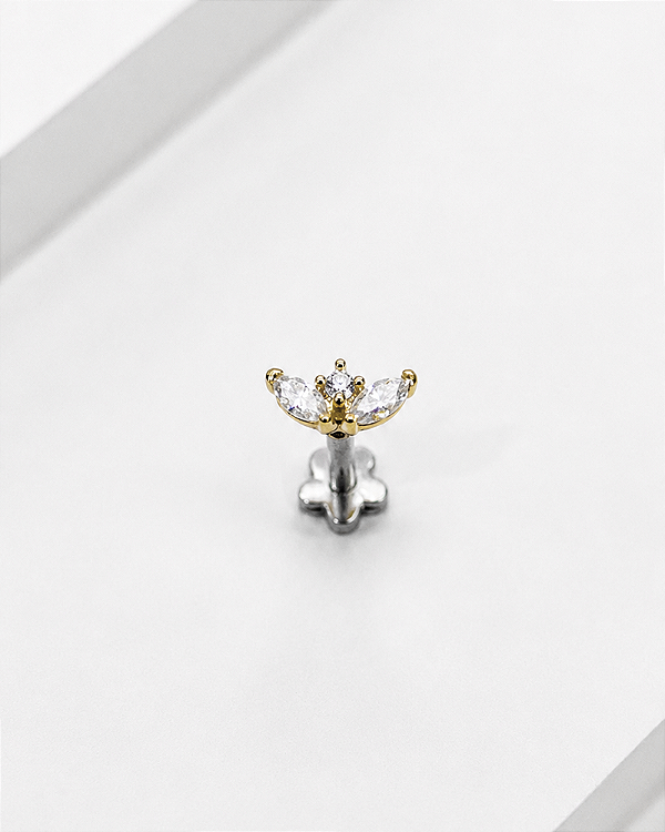 Piercing Labret Fleur Moissanite - Ouro 18k