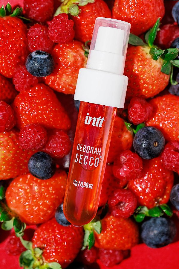 Calda Beijável Deborah Secco