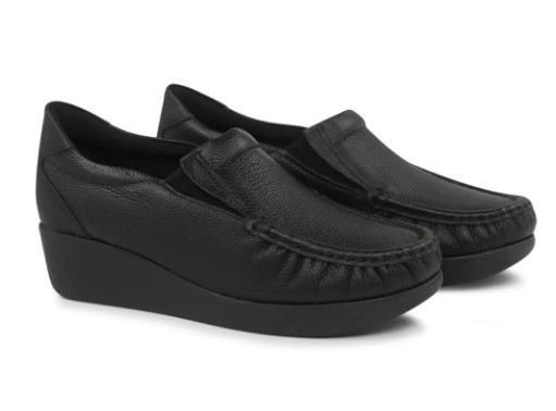 Mocassim Preto Salto Anabela Couro Elástico Usaflex  5743PL082