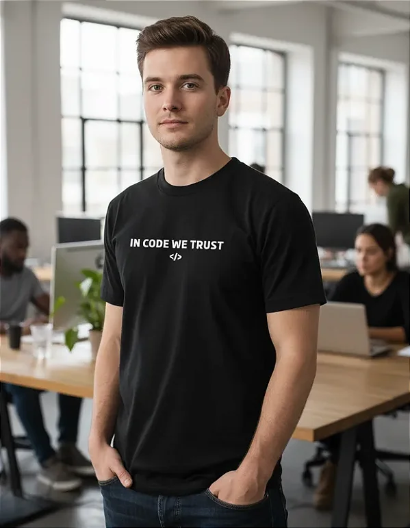 Camiseta In Code We Trust
