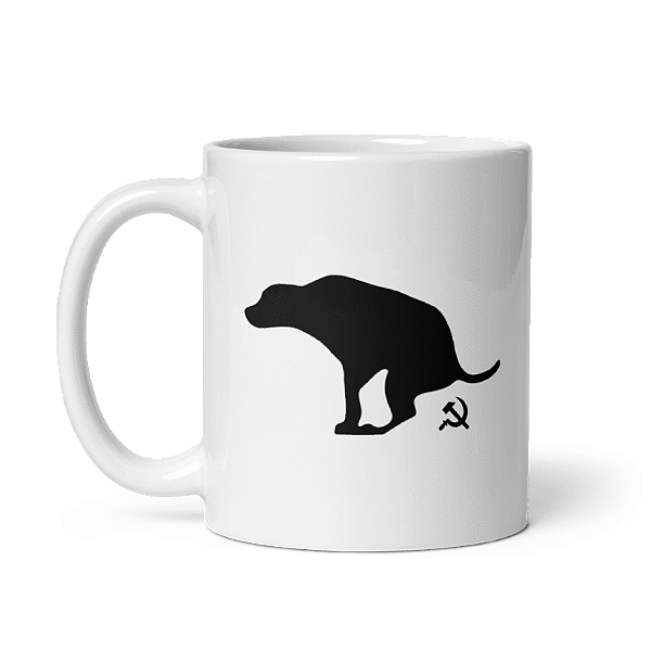 Caneca Cachorro Defecando no Comunismo