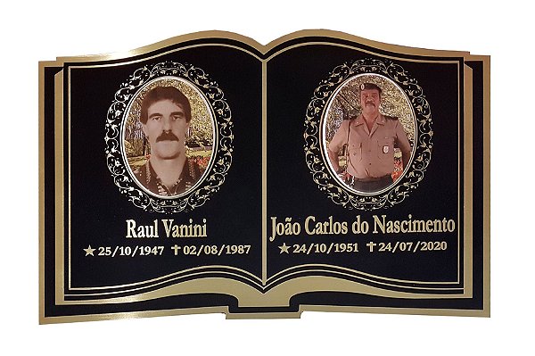 Bíblia Latão com duas fotos