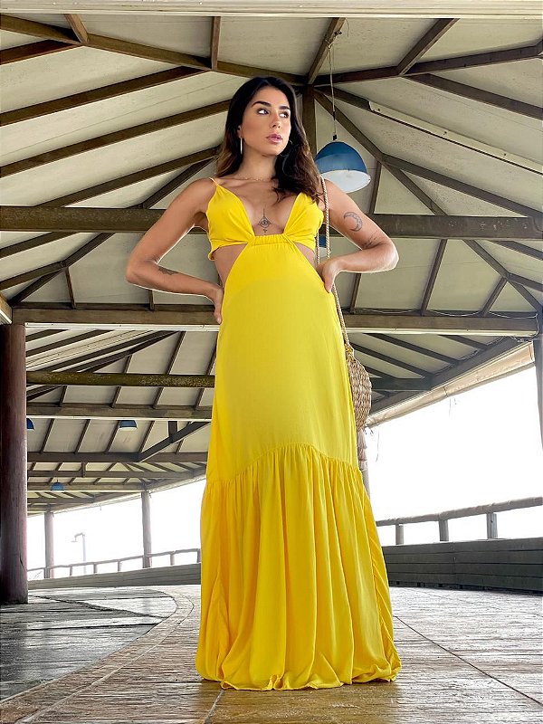 Vestido longo amarelo decotado
