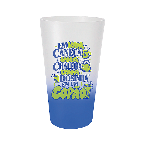 Copo Ecológico Degradê 650ml Personalizado - Confra 2026 - Em uma caneca, uma chaleira, uma dosinha em um copão