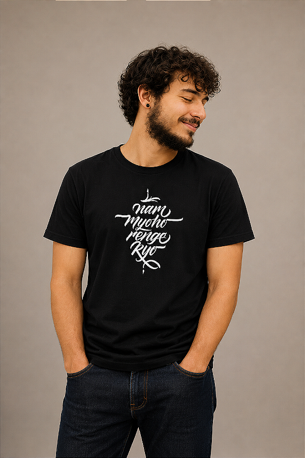 Camiseta PRETA - Nam-Myoho-Rengue-Kyo