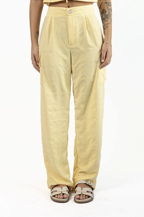 Calça Cargo Praiana Crepe Textura Amarelo