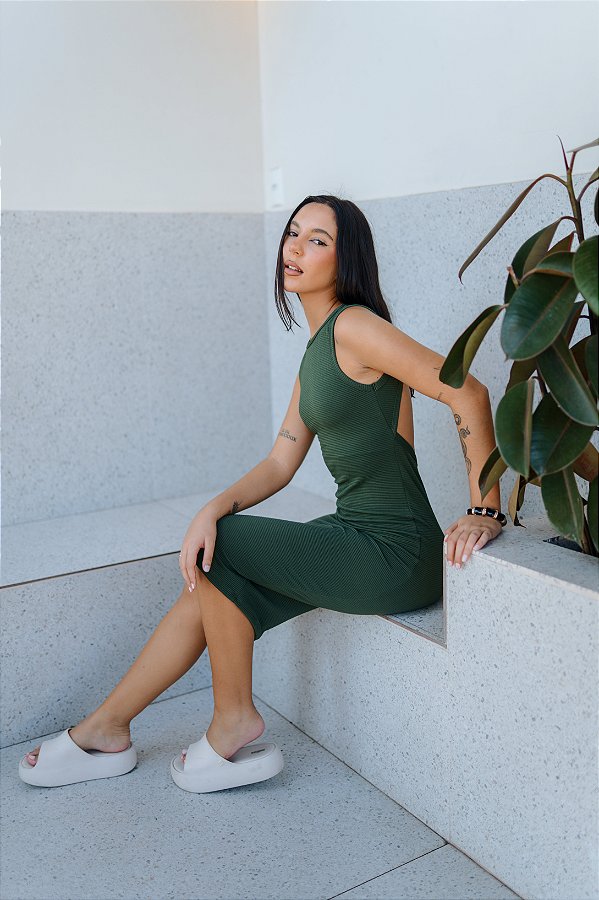 Vestido Midi Textura Verde Militar