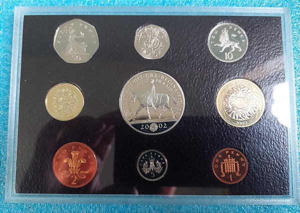 JUBILEU DE OURO - RAINHA ELIZABETH II - 2002 - CONJUNTO COMEMORATIVO