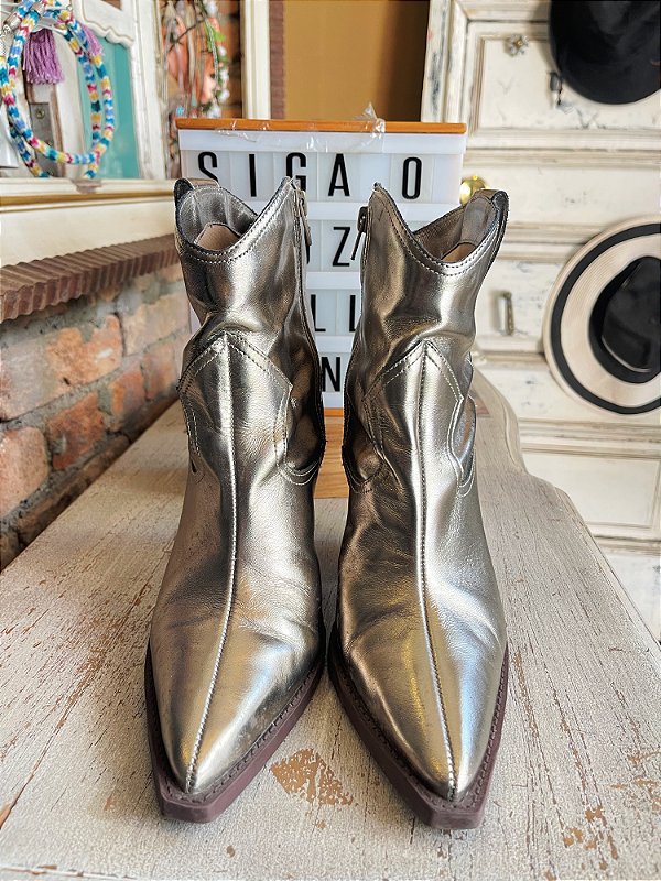 Bota Arezzo (37)