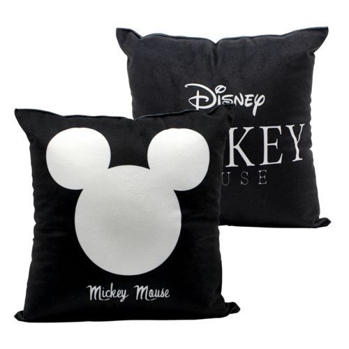 Almofada 25x25cm Fibra Veludo Tema Disney - Zona