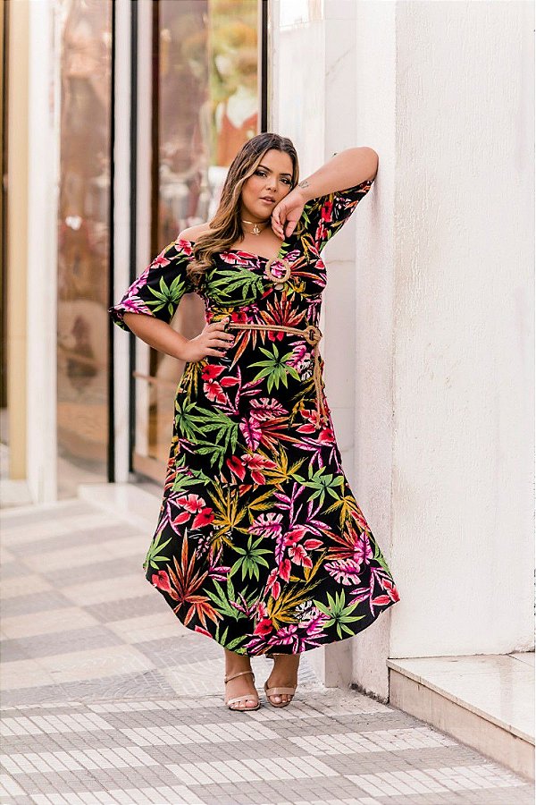 vestido longo estampado plus size