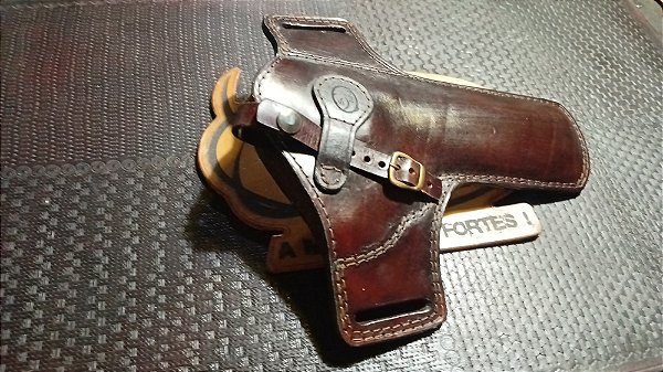 Coldre Revolver 38/357 ( 6,7 e 8 tiros) "6,5" (Modelo Javali) c/ alça ret.