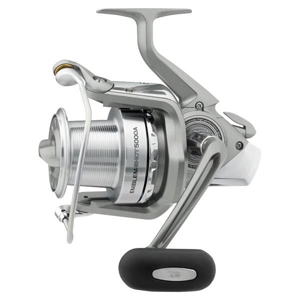 Molinete Daiwa Emblem Shot 5000A