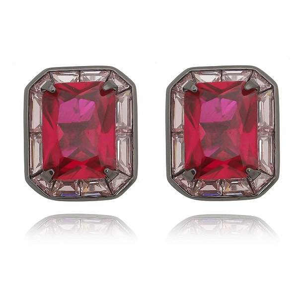 Brinco quadradinho facetado ruby ródio negro