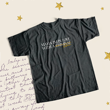 Camiseta | Mama I'm in love with a villain (Assistente do vilão)