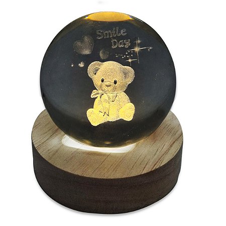 Bola de Cristal Luminária Ursinho com Base de Madeira 6 cm
