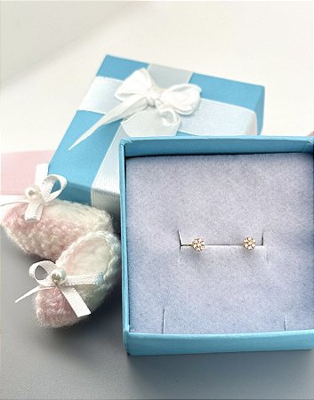 Brinco Ouro 18k Florzinha Pedras Rosa Claro Baby