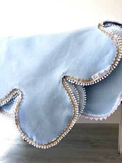 Toalha mesa sobrepor azul claro 380 X150 cm