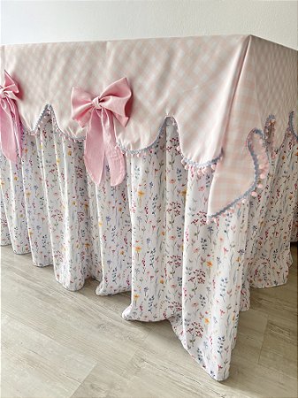 Toalha de Mesa Festa Jardim Floral com Babado