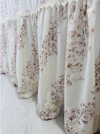 Toalha de mesa com renda guippir 380 x 260 cm