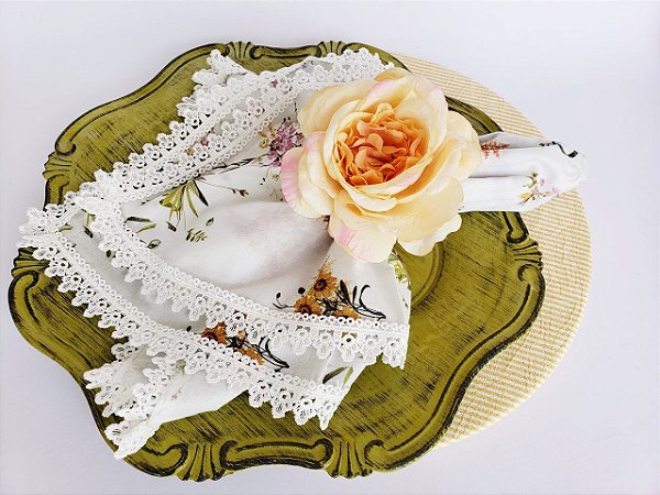 Guardanapo cambraia floral .Jogo de mesa guardanapos e capa sousplat.