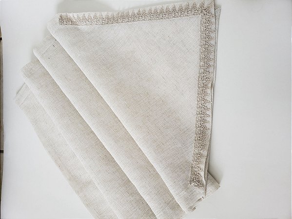 Caminho de Mesa Linho. Trilho de mesa com renda.