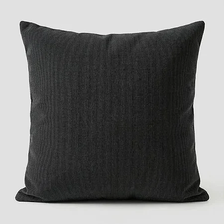 Capa para Almofada em Tecido Chenille Pompeia Preto