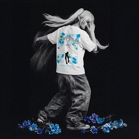 Camiseta Oversized - Frieren