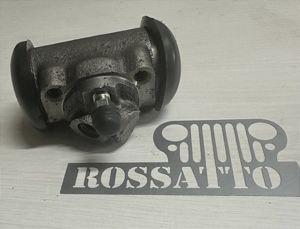 Cilindro de freio roda dianteira esquerda F75