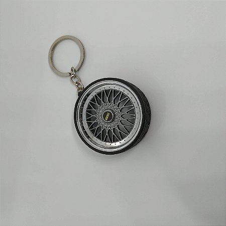 Chaveiro de Roda Miniatura BBS Cromada Cinza com Pneu de Borracha