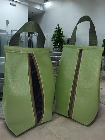 Necessaire masculina impermeável com abertura frontal