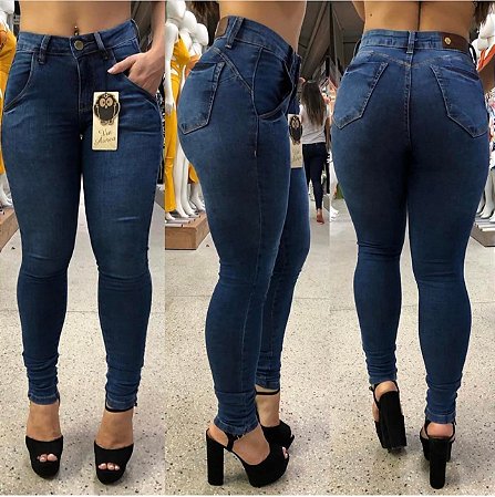 Calça Skinny