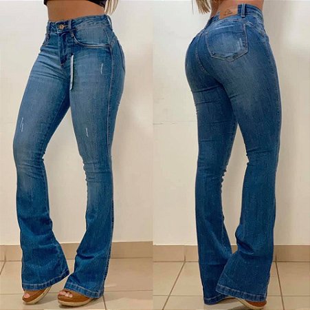 Calça Flare com Elastano