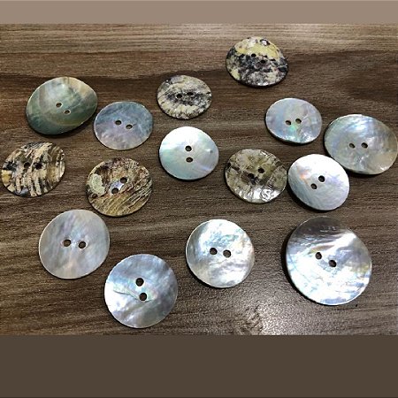 Botão Madrepérola Agoya 100 peças - Diversos Tamanhos