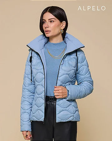 Jaqueta Reversível com Detalhes Ondulados