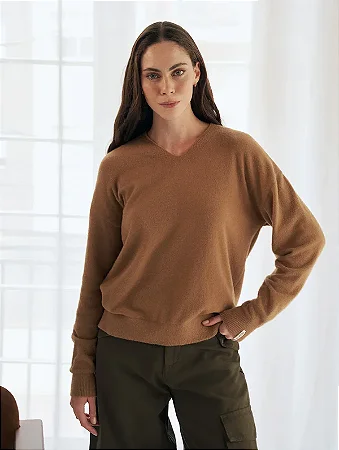 Blusa com decote em V em fio pluma exclusivo Biamar