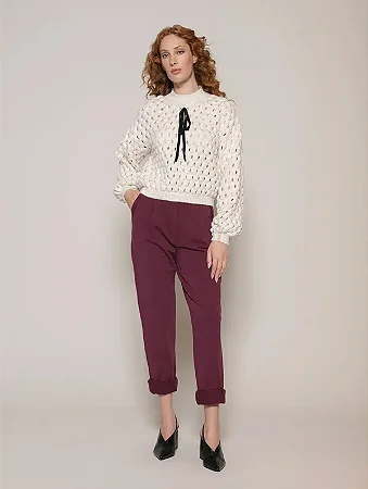 Calça em moletom com cós detalhado