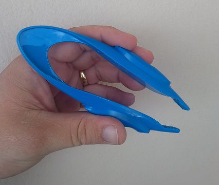 Pinça plástica anatômica grande