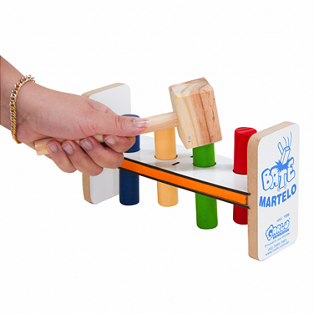 Bate Martelo em Madeira