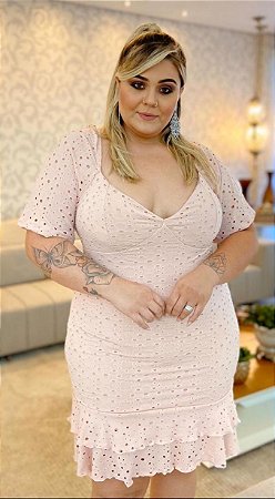 vestido de lese plus size