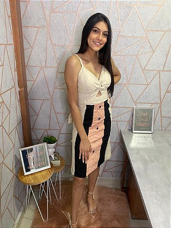 Vestido feminino areia com botões