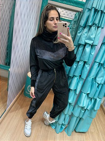 Conjunto malha plush