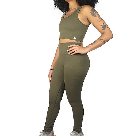 Conjunto Fitness Verde Militar | Treme Terra