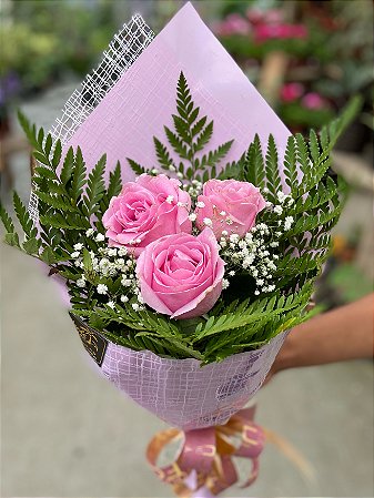 Buquê 3 Rosas com Mosquitinho