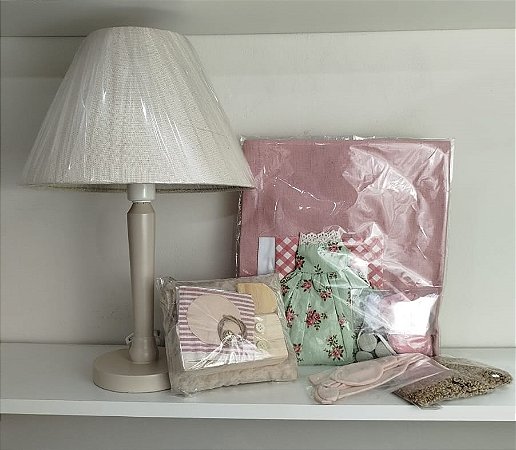 [KIT] Conjunto Abajour + capa + boneca + ovelha.