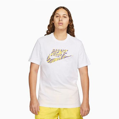 Camiseta Nike Masculina Sportswear Branca- FV8153