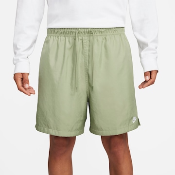 Bermuda Nike  Masculina Club Flow- verde FN3307